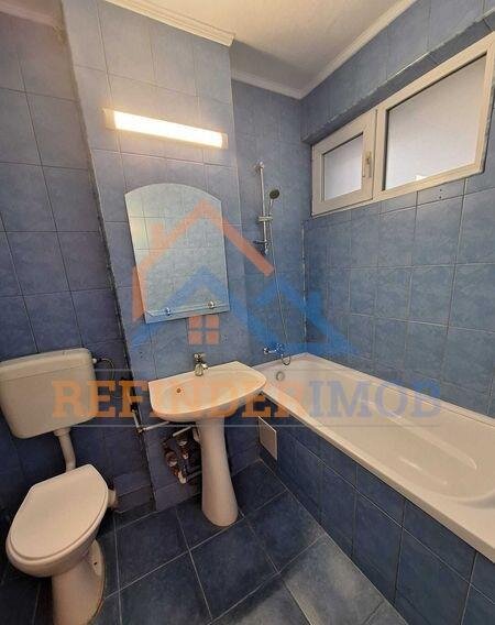 Titan Apartament de vanzare cu 2 camere, zona Titan - Liviu Rebreanu